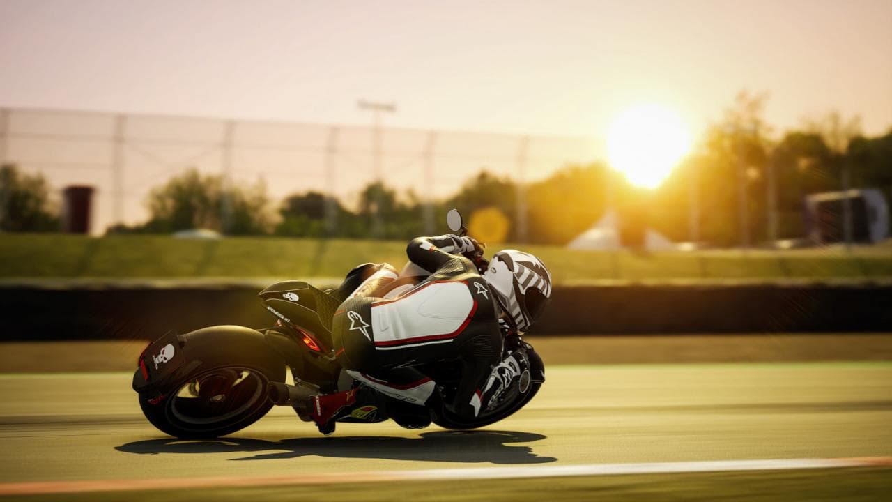 RIDE 4 — Xbox One ゲームキー